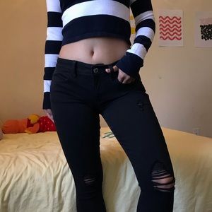 AE ripped jeans NWOT